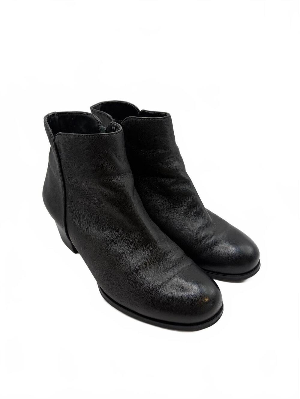 David Tate Black Leather Ankle Booties Side Zip Low Block Heel Size 9 WW
